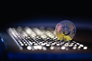 מיסוי קריפטו בישראל 2026: המדריך המלא למשקיע הישראלי ולהגשת דוח 2025